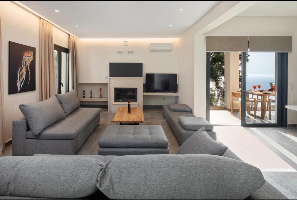 Irida Sunset Villa Pentati Exterior photo