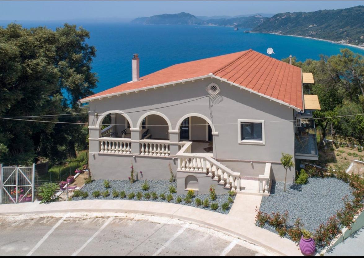 Irida Sunset Villa Pentati Exterior photo